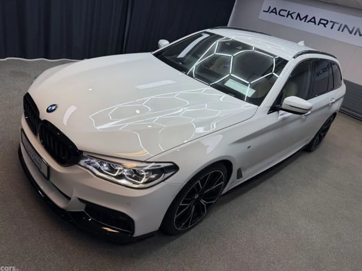BMW 5-Series Estate, Diesel, 2017, White