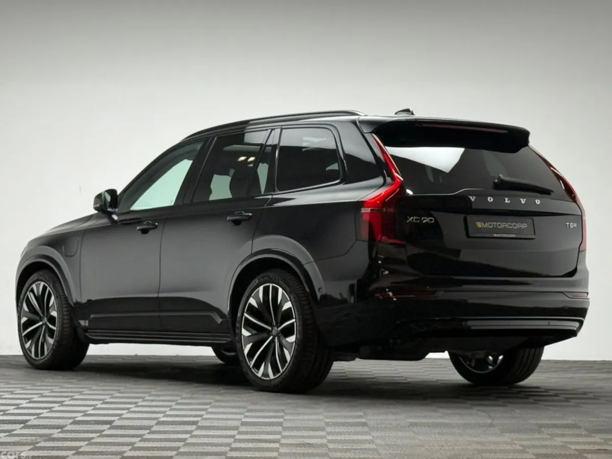 Volvo XC90 SUV, Petrol Plug-in Hybrid, 2026, Black