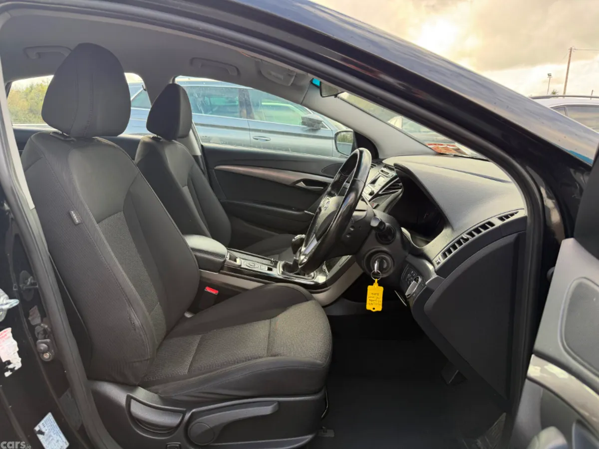 Hyundai i40 Saloon, Diesel, 2015, Black