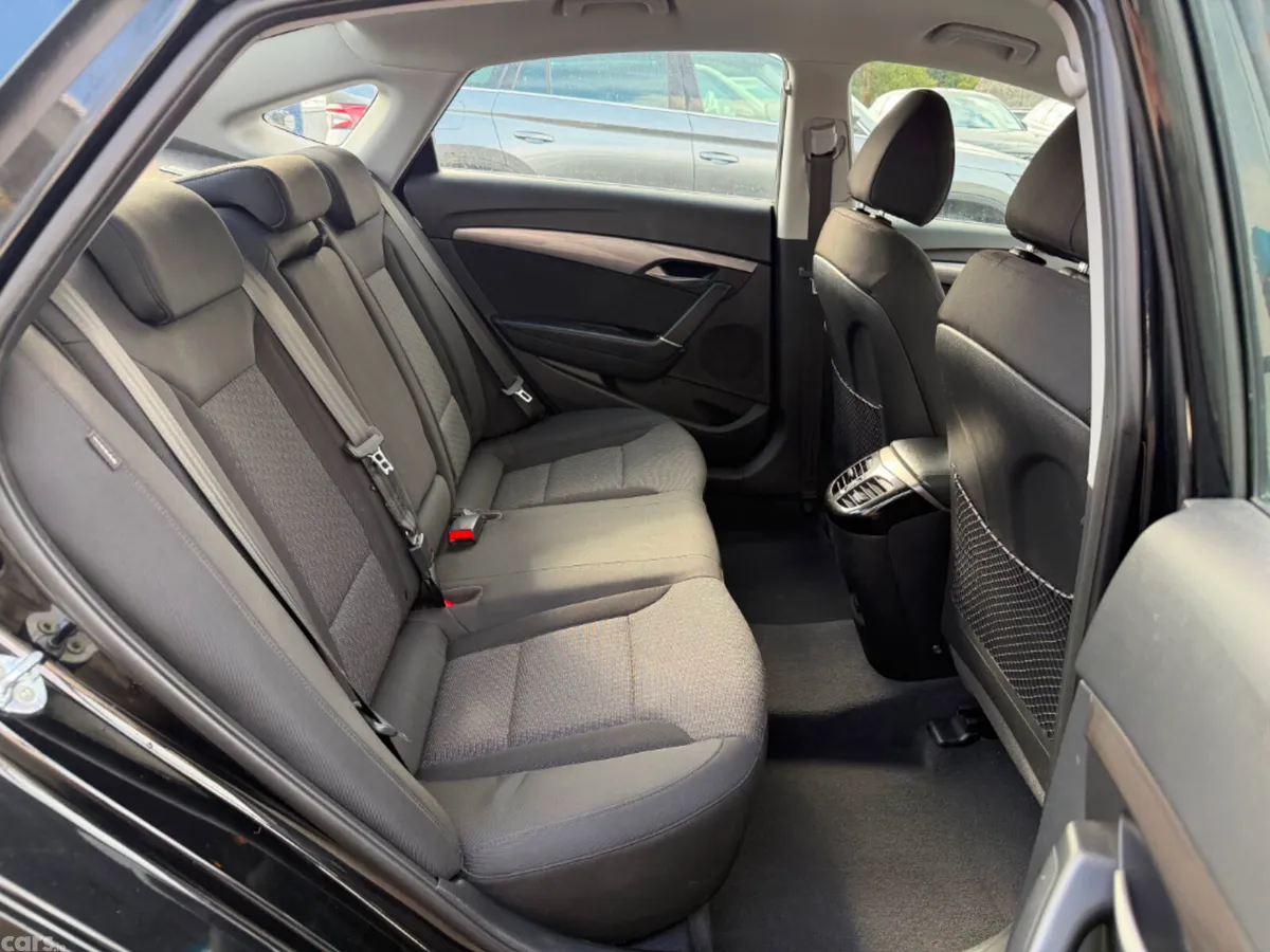 Hyundai i40 Saloon, Diesel, 2015, Black