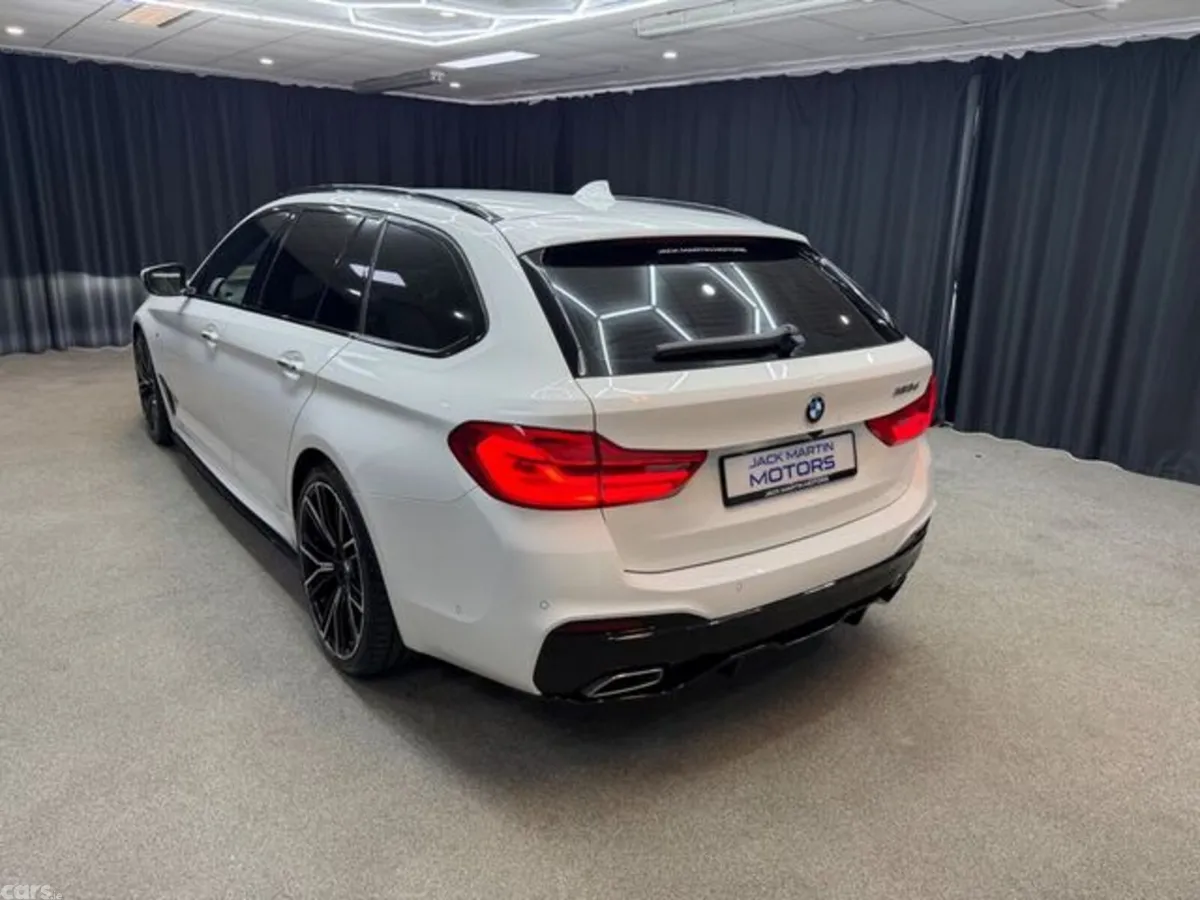 BMW 5-Series Estate, Diesel, 2017, White