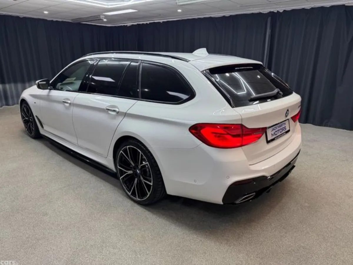 BMW 5-Series Estate, Diesel, 2017, White