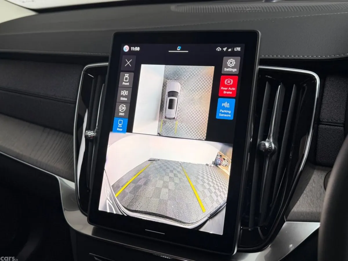 Volvo XC90 SUV, Petrol Plug-in Hybrid, 2026, Black
