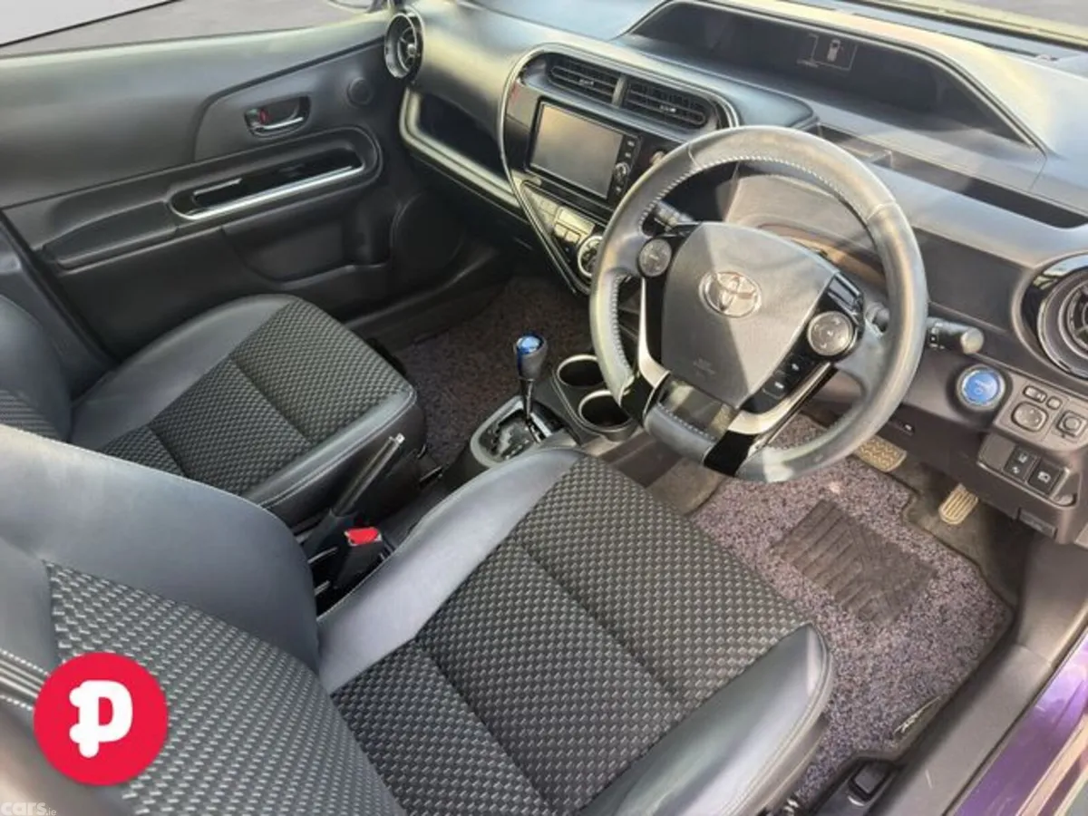 Toyota Aqua Hatchback, Petrol Hybrid, 2018, Blue