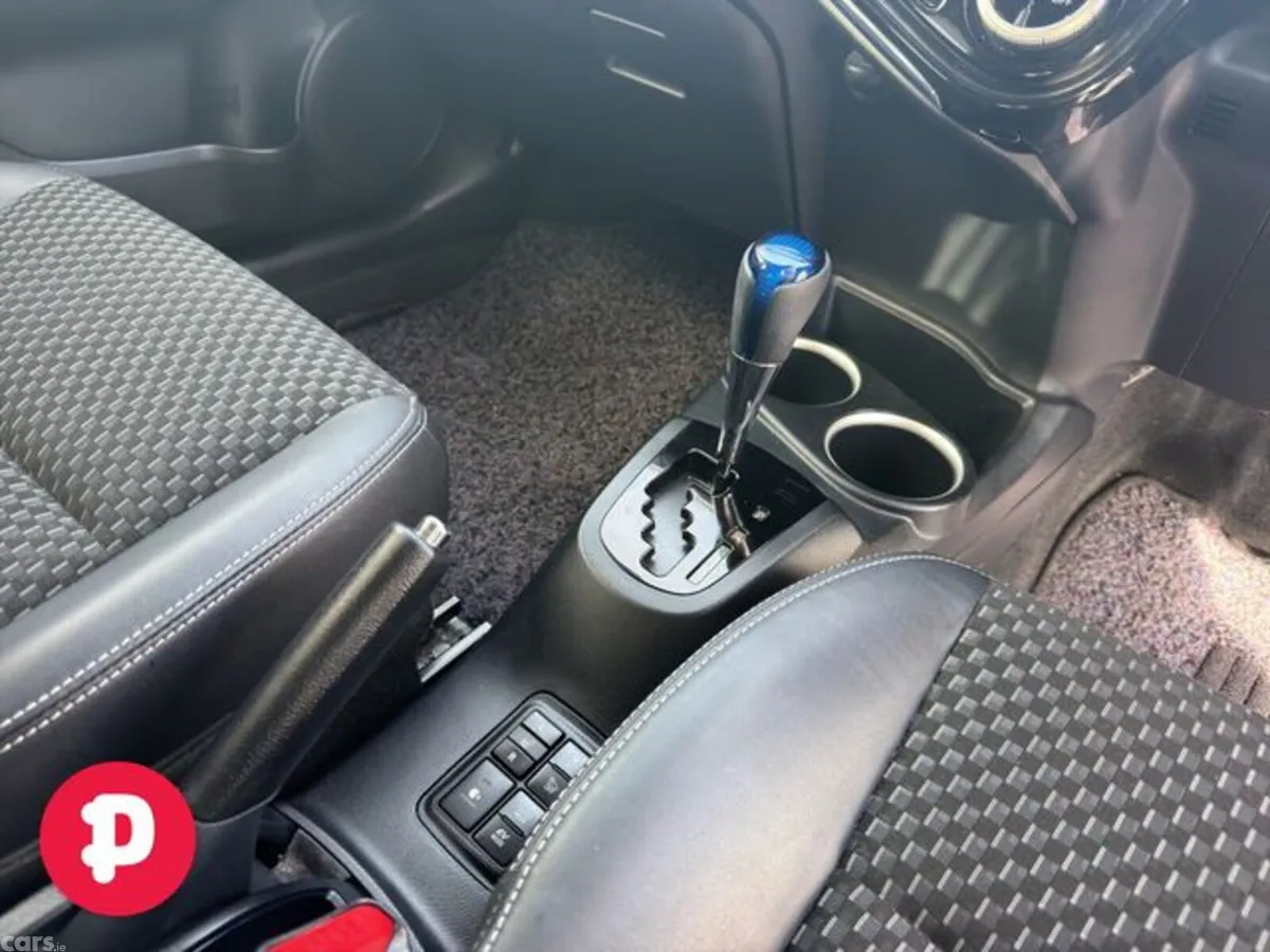 Toyota Aqua Hatchback, Petrol Hybrid, 2018, Blue