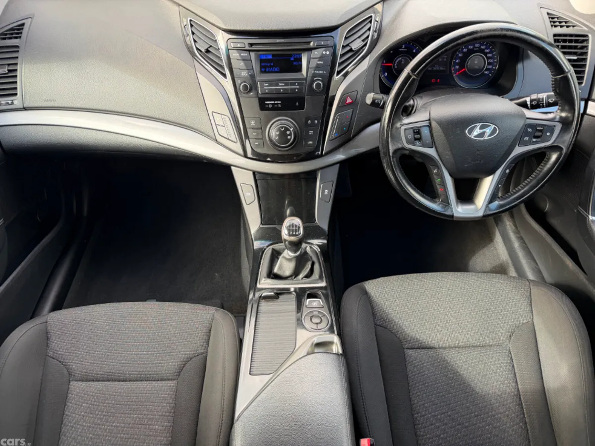 Hyundai i40 Saloon, Diesel, 2015, Black
