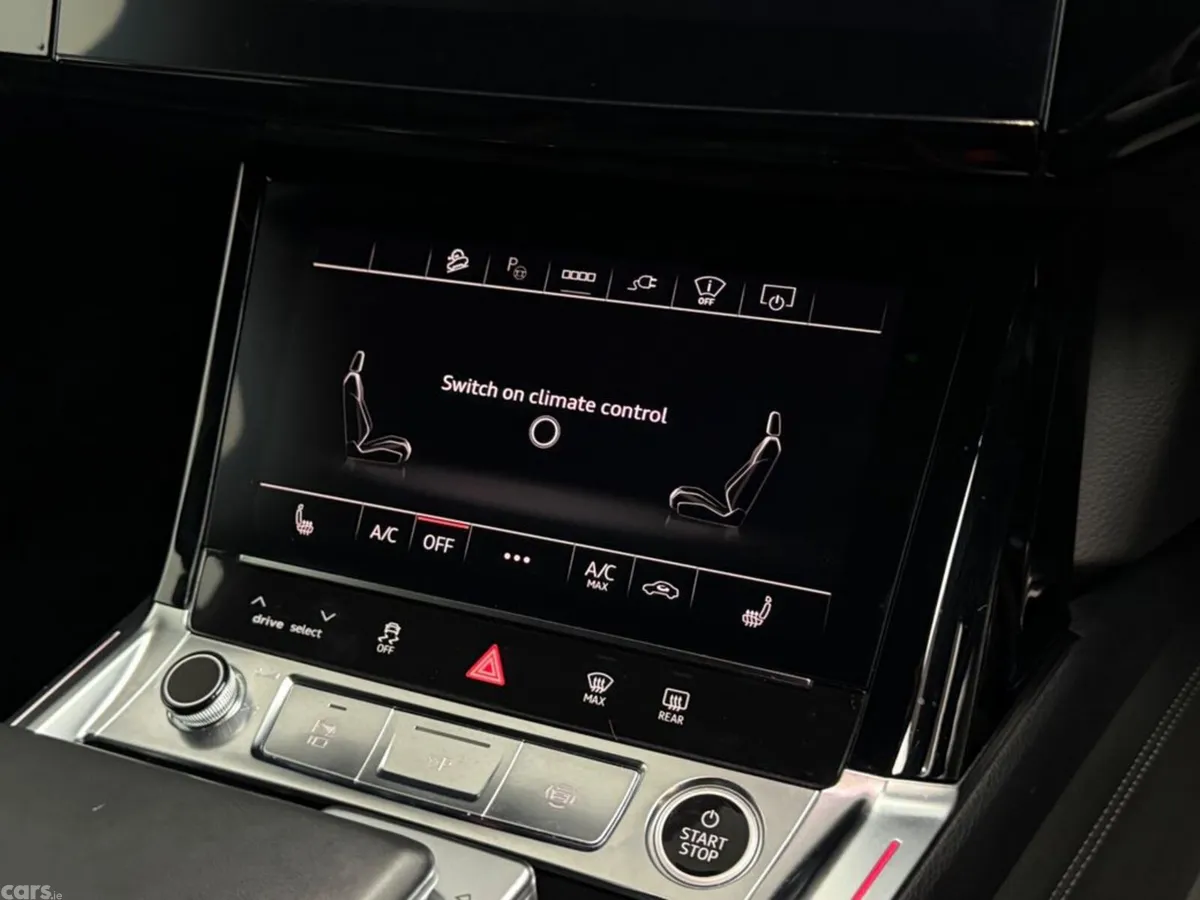 Audi Q8 e-tron SUV, Electric, 2024, Blue