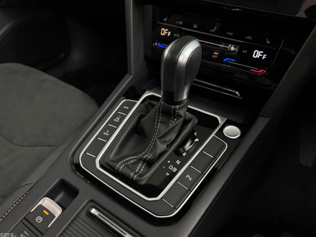 Volkswagen Arteon Hatchback, Petrol Plug-in Hybrid, 2025, White
