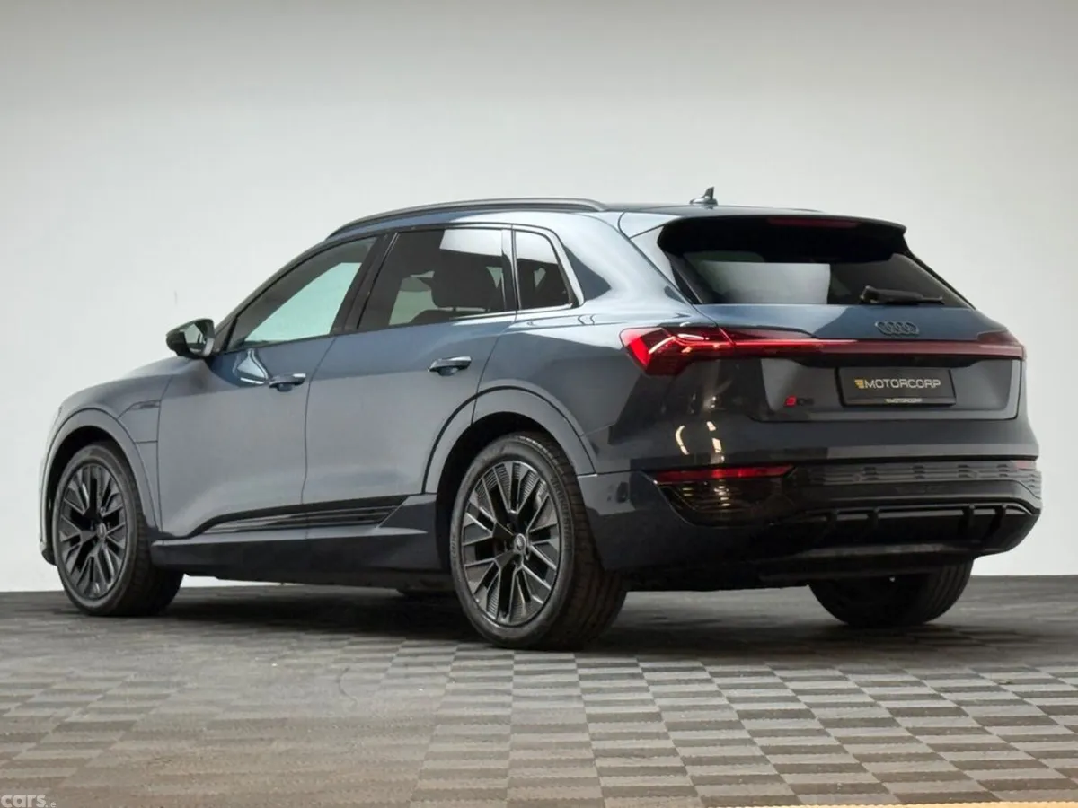 Audi Q8 e-tron SUV, Electric, 2024, Blue