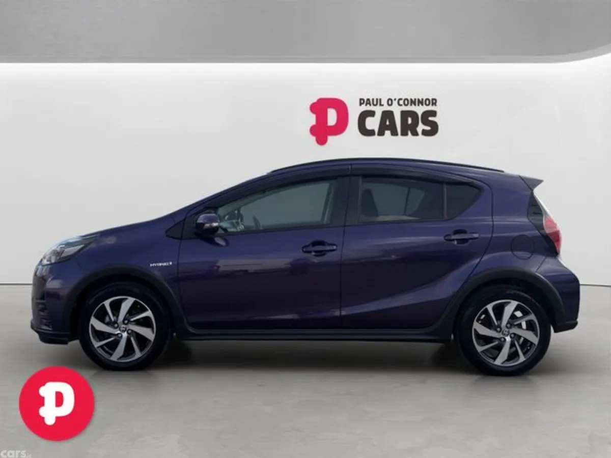 Toyota Aqua Hatchback, Petrol Hybrid, 2018, Blue