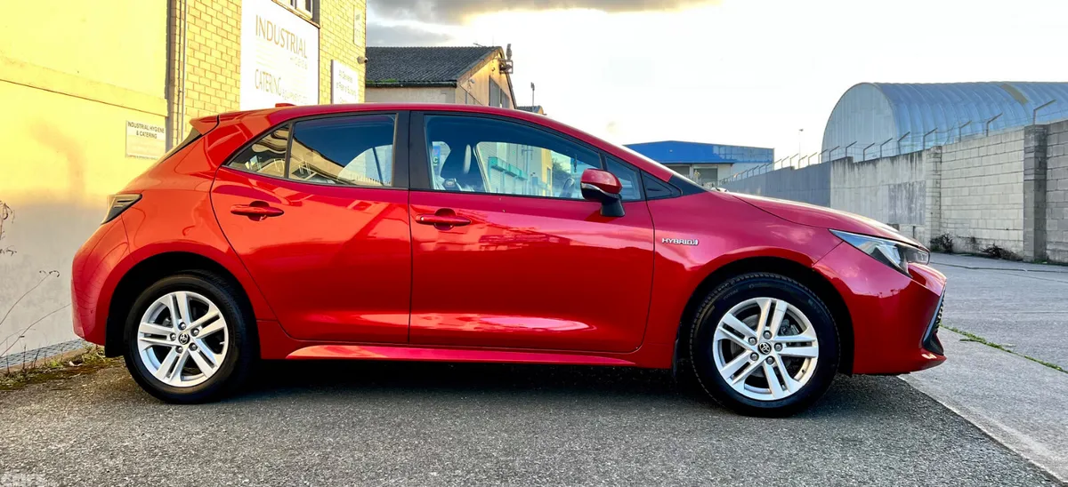 Toyota Corolla Hatchback, Petrol Hybrid, 2020, Red