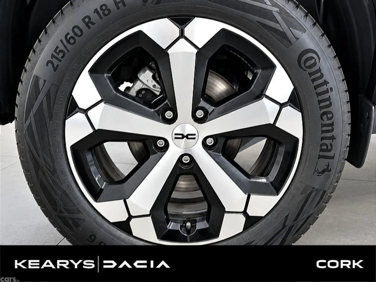 Dacia Duster SUV, Petrol Hybrid, 2025, Grey