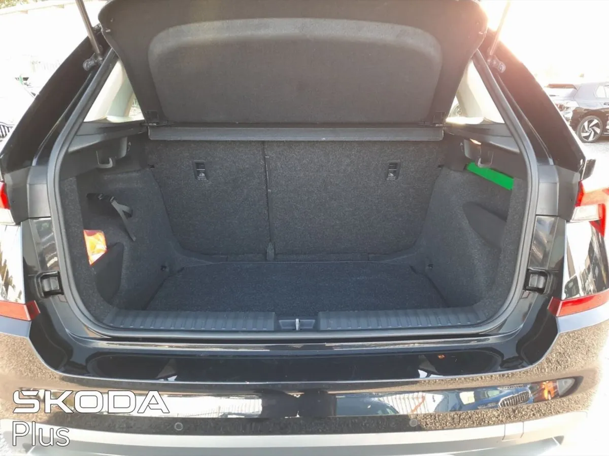 Skoda Kamiq Hatchback, Petrol, 2023, Black