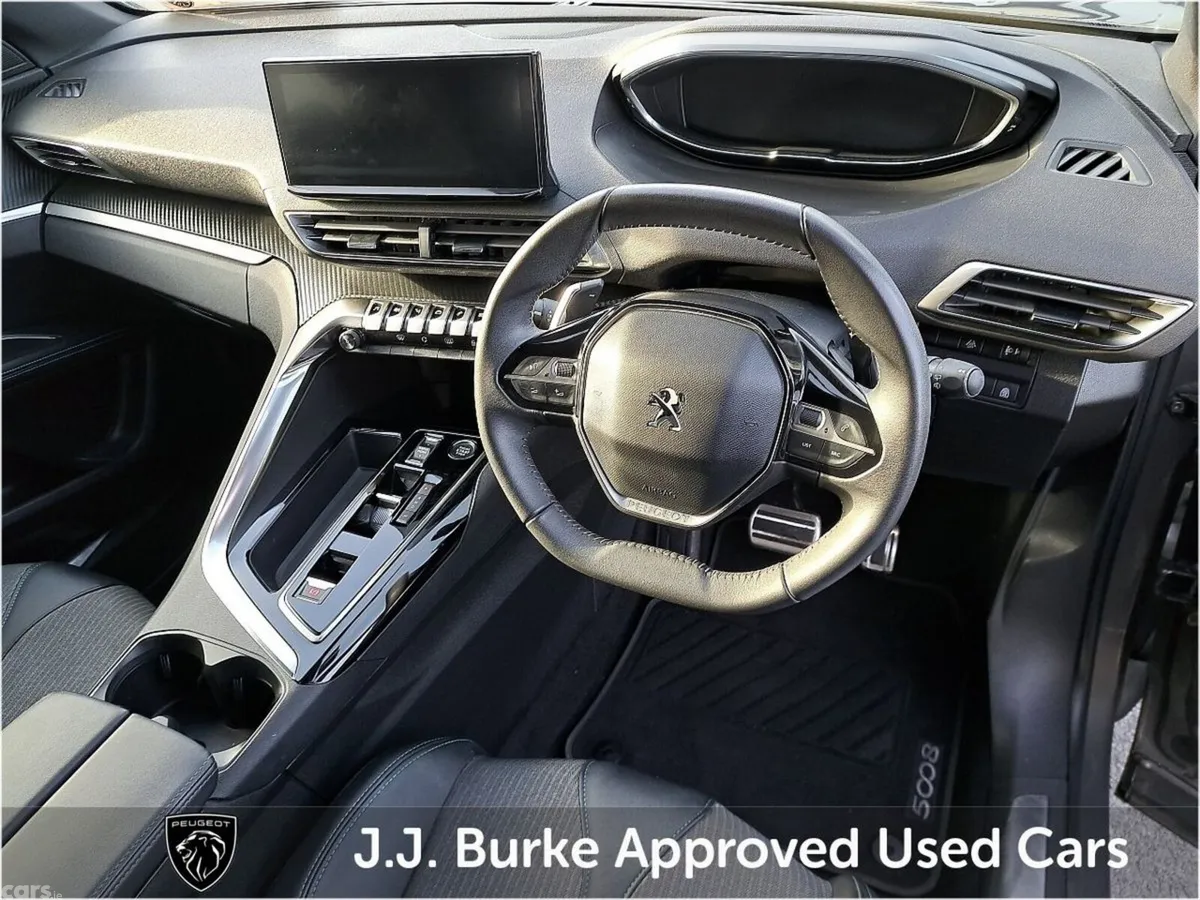 Peugeot 5008 SUV, Petrol Hybrid, 2024, Grey