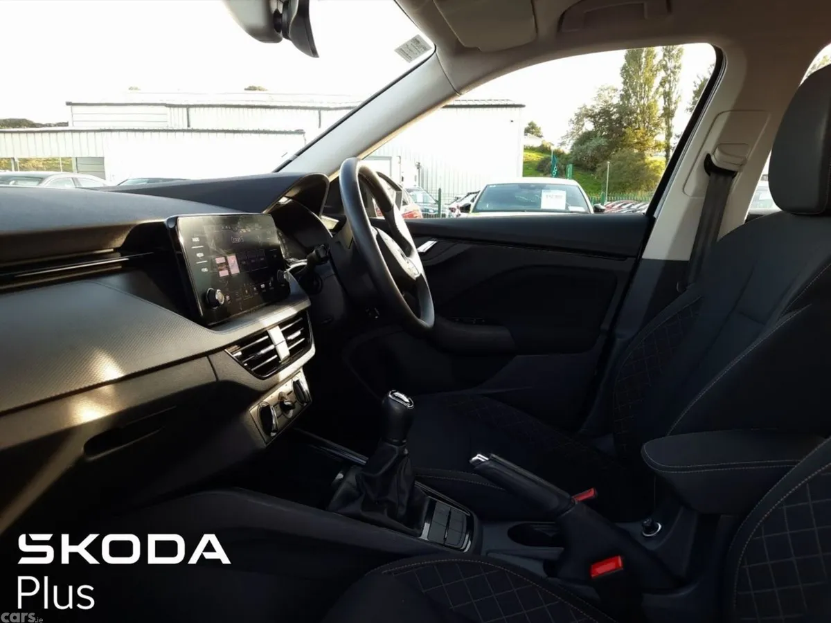 Skoda Kamiq Hatchback, Petrol, 2023, Black