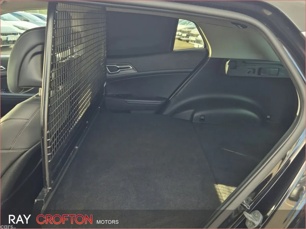 Kia Sportage SUV, Diesel Hybrid, 2023, Black