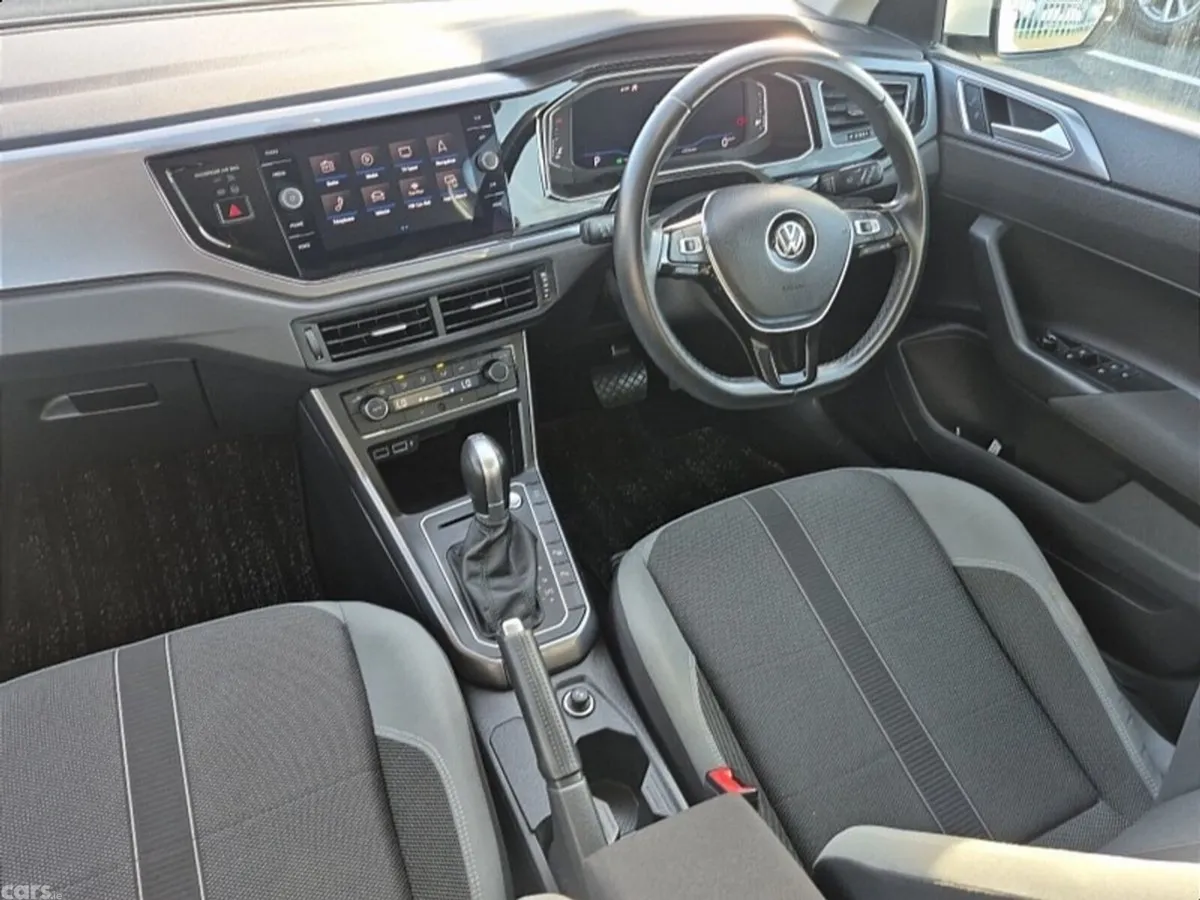 Volkswagen Polo Hatchback, Petrol, 2019, White
