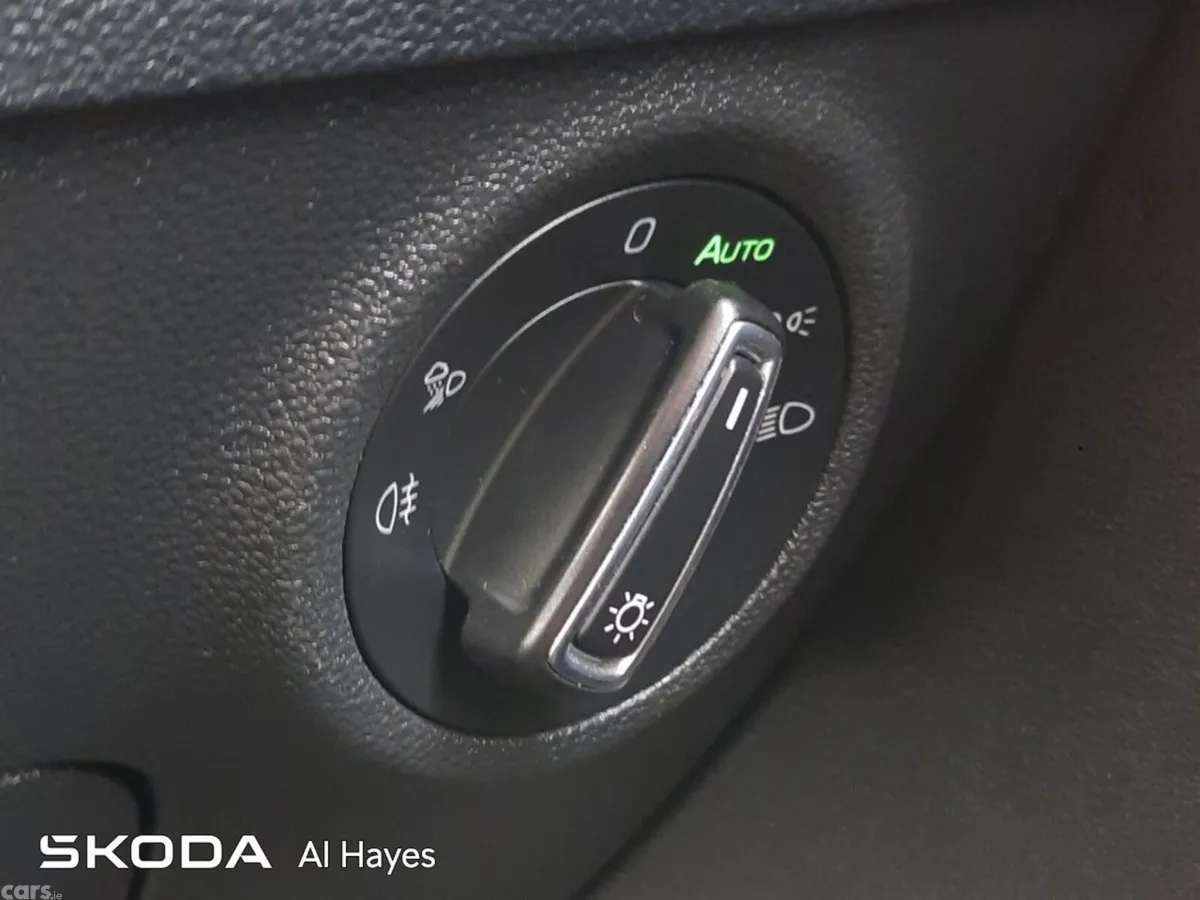 Skoda Karoq SUV, Diesel, 2022, Blue