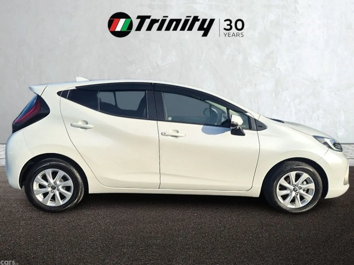 Toyota Aqua Hatchback, Petrol Hybrid, 2023, White