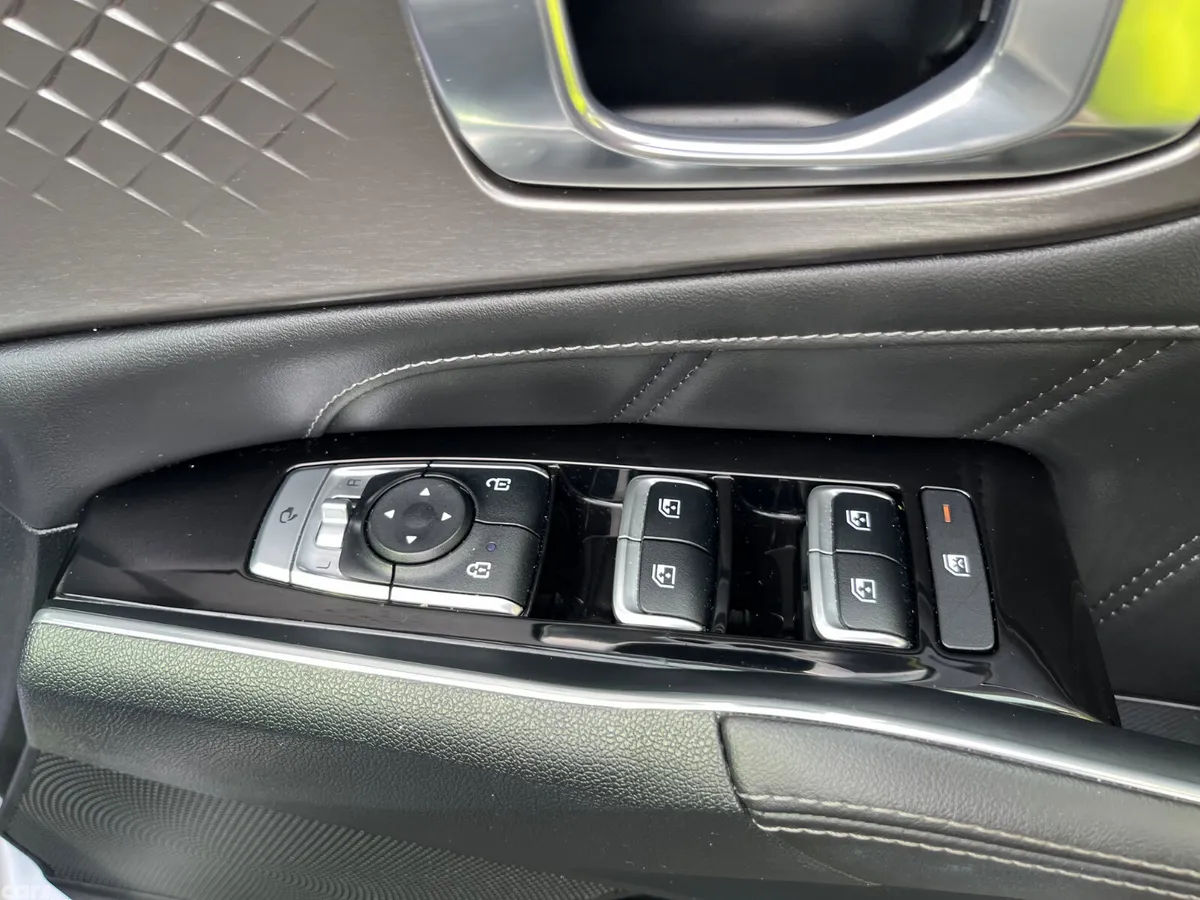 Kia Sorento SUV, Diesel, 2023, Grey