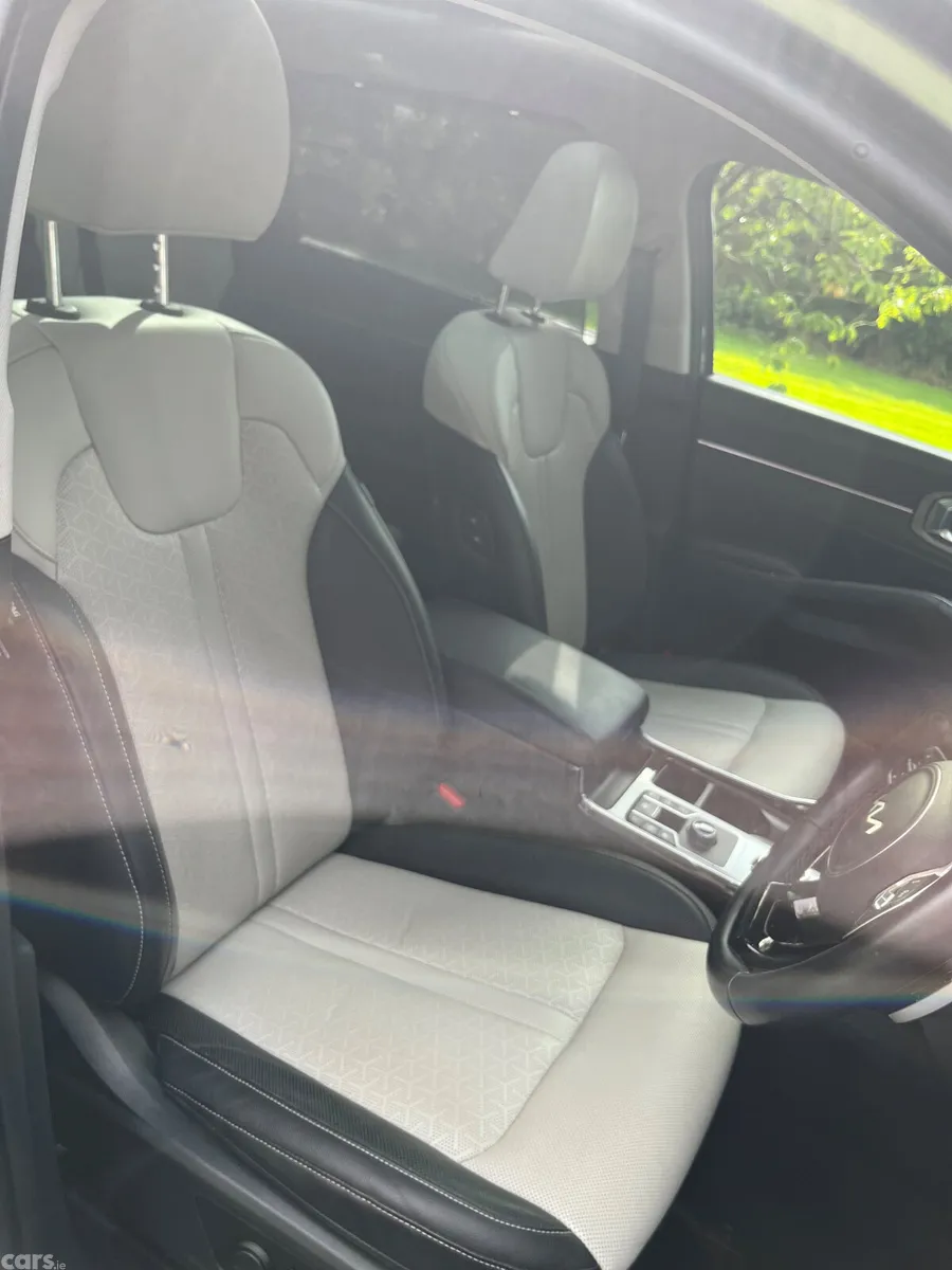 Kia Sorento SUV, Diesel, 2023, Grey