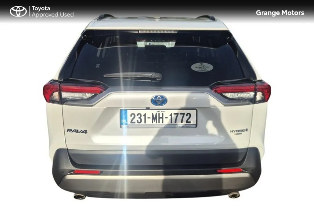 Toyota RAV4 SUV, Petrol Hybrid, 2023, White