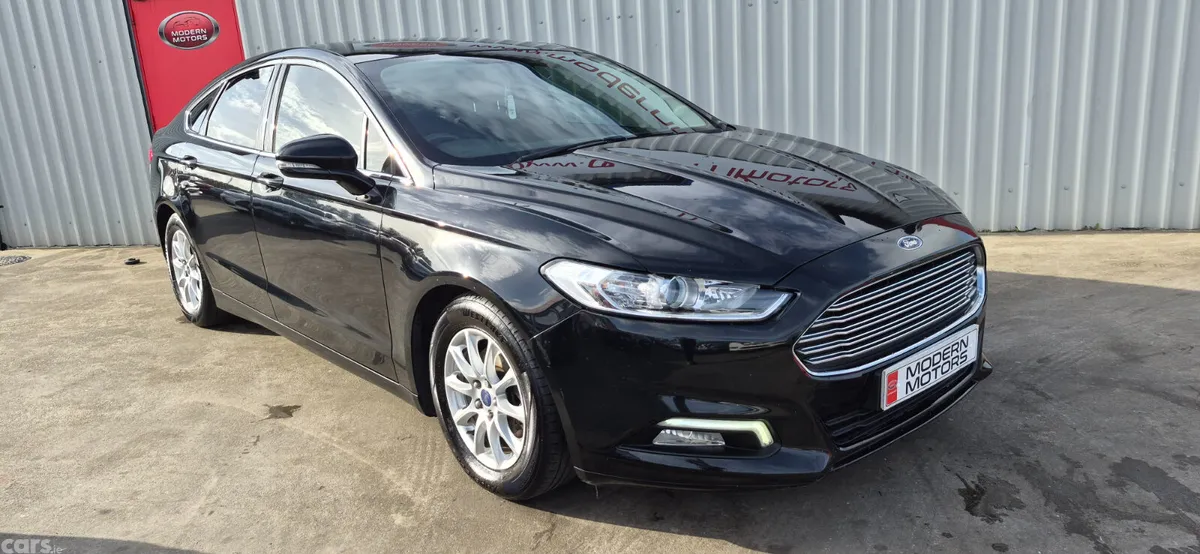 Ford Mondeo Hatchback, Diesel, 2016, Black