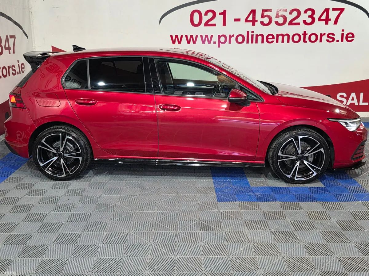 Volkswagen Golf Hatchback, Diesel, 2022, Red
