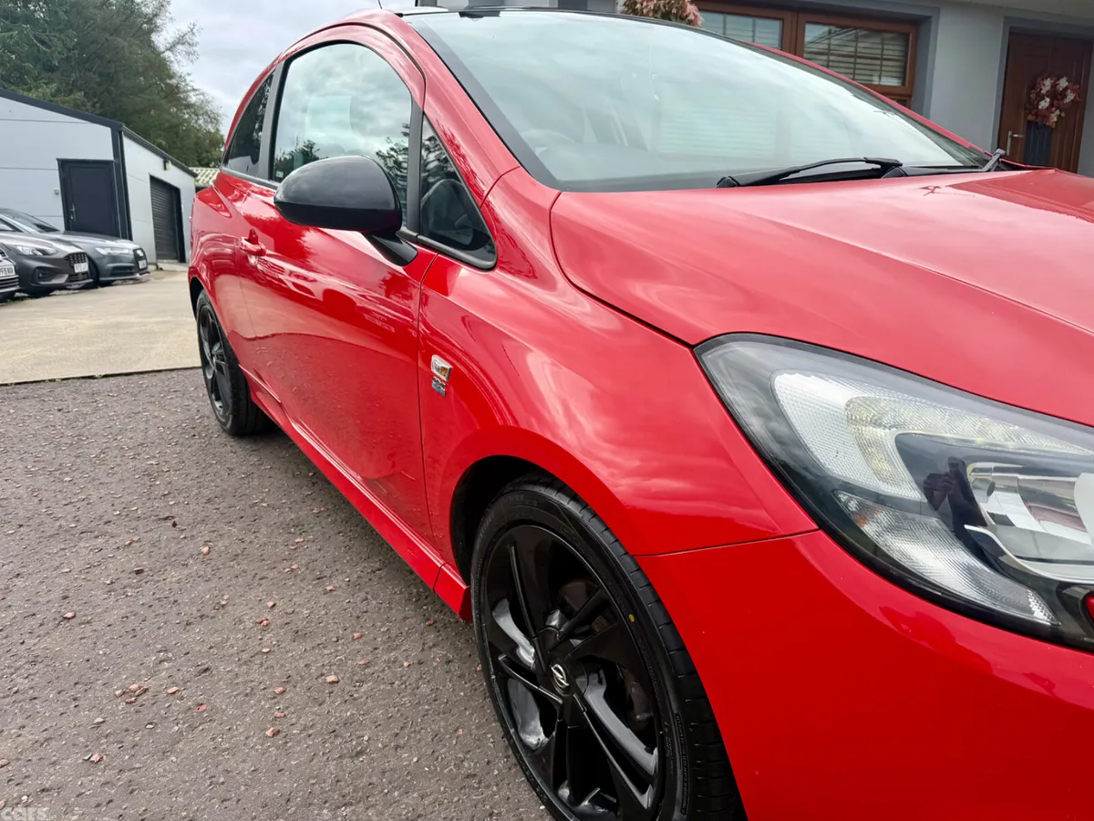 Opel Corsa Hatchback, Petrol, 2016, Red