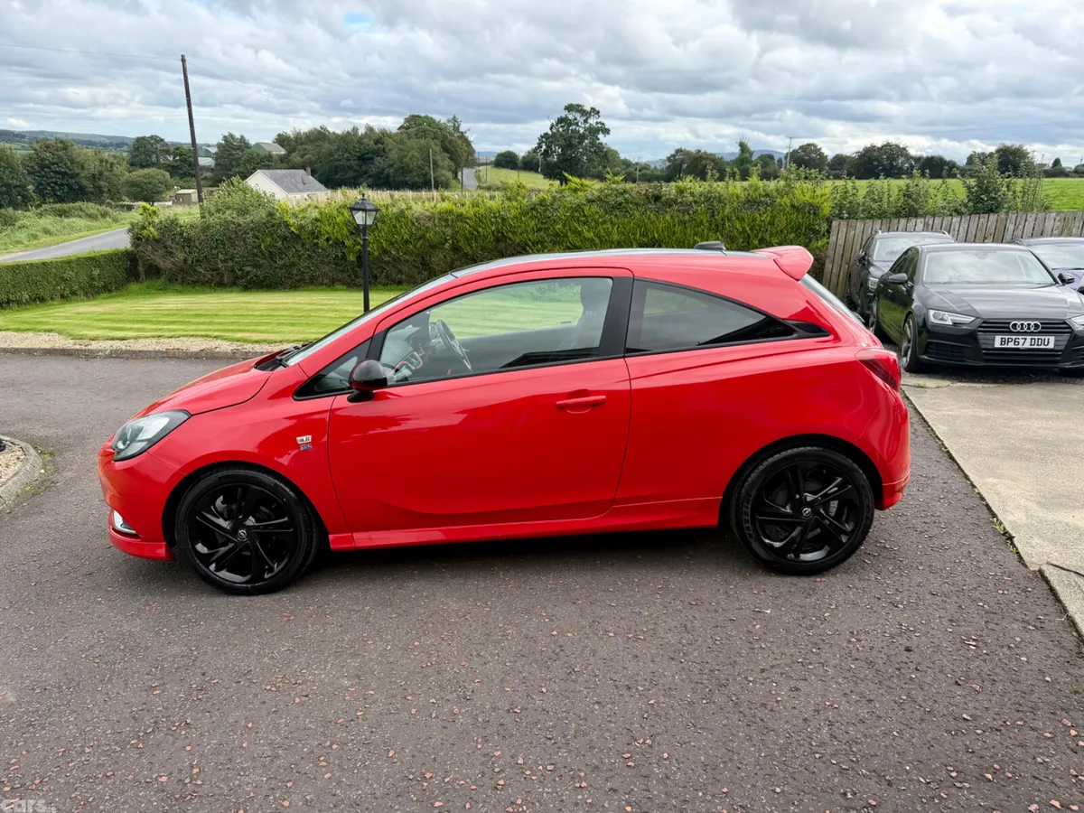 Opel Corsa Hatchback, Petrol, 2016, Red