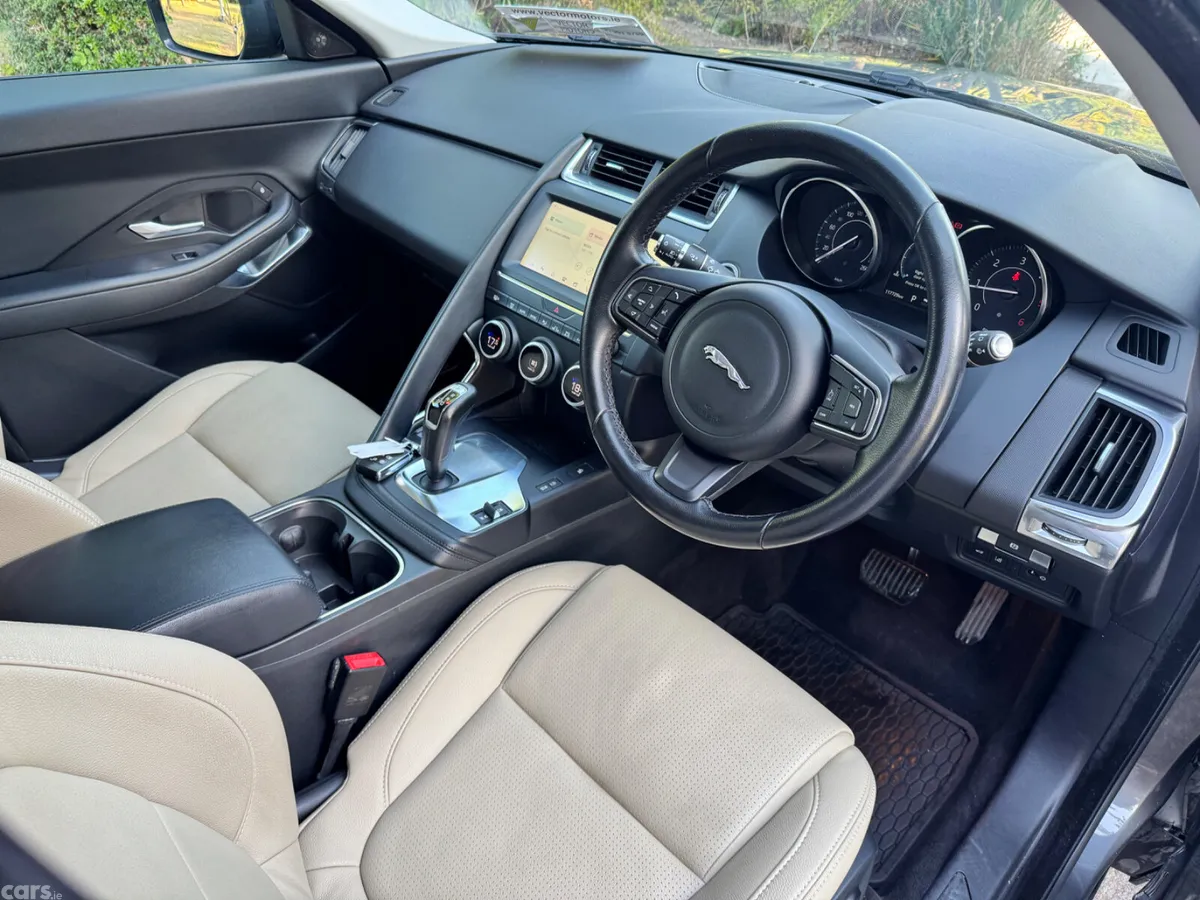 Jaguar E-Pace Estate/Jeep, Diesel, 2018, Grey