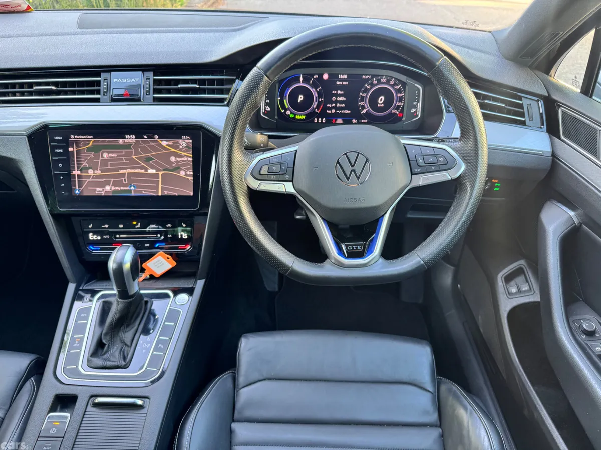 Volkswagen Passat Estate, Petrol Plug-in Hybrid, 2022, Black