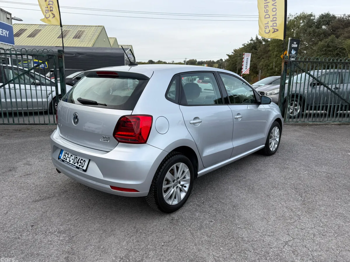 Volkswagen Polo Hatchback, Petrol, 2015, Silver