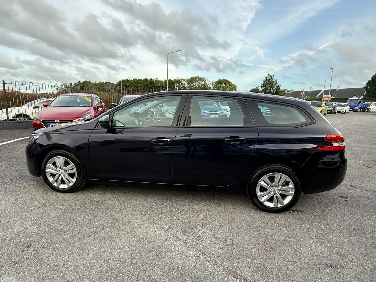 Peugeot 308 Estate, Petrol, 2015, Blue