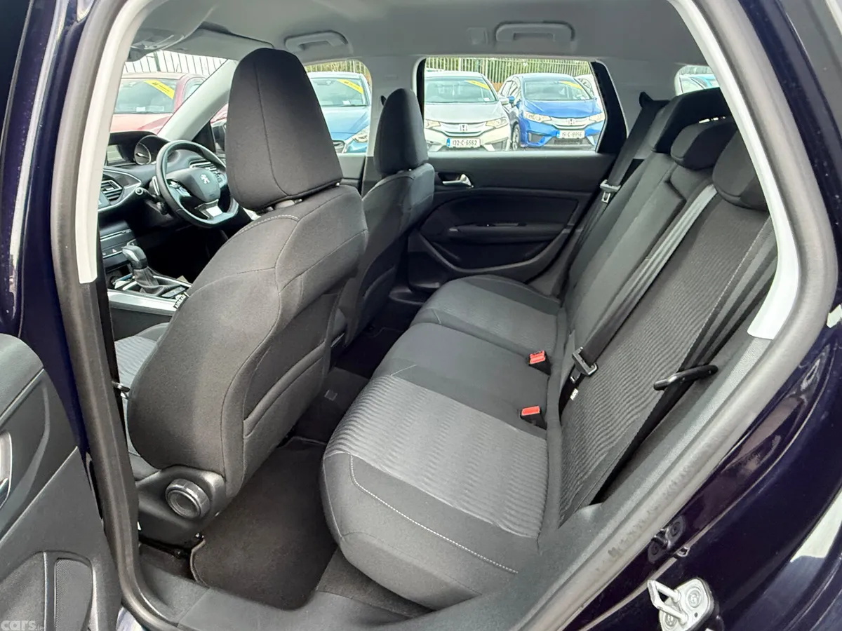 Peugeot 308 Estate, Petrol, 2015, Blue