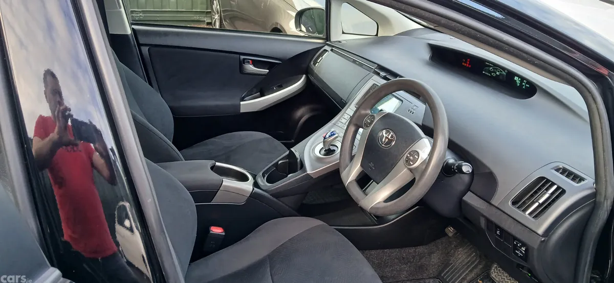 Toyota Prius Hatchback, Petrol Hybrid, 2015, Black