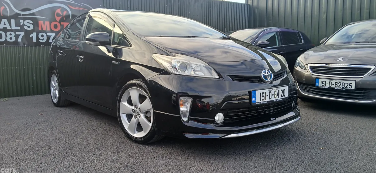 Toyota Prius Hatchback, Petrol Hybrid, 2015, Black