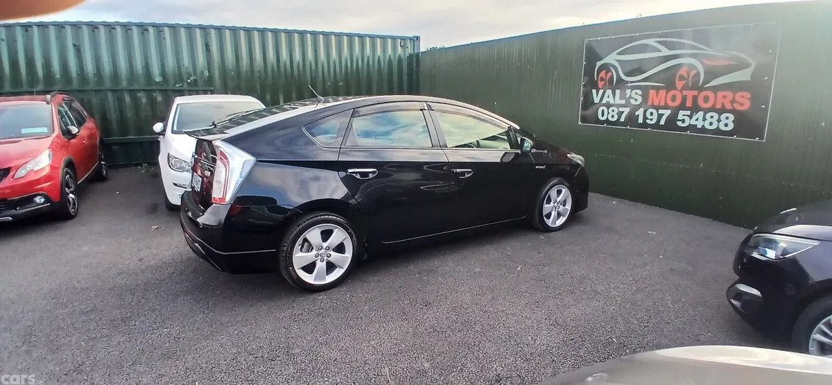 Toyota Prius Hatchback, Petrol Hybrid, 2015, Black