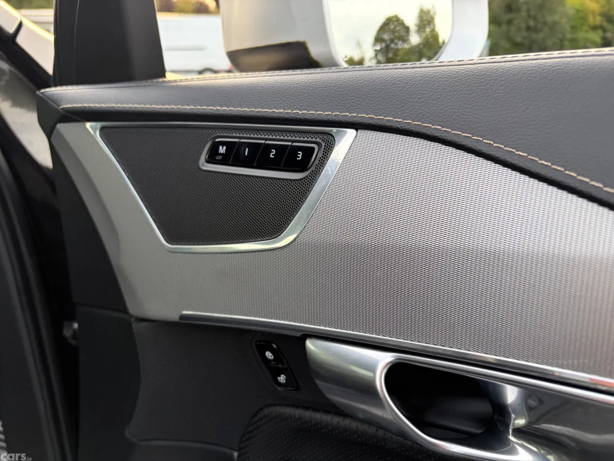 Volvo XC90 SUV, Diesel, 2019, Black