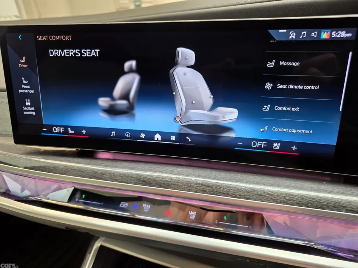 BMW 7-Series Saloon, Petrol Plug-in Hybrid, 2023, Black