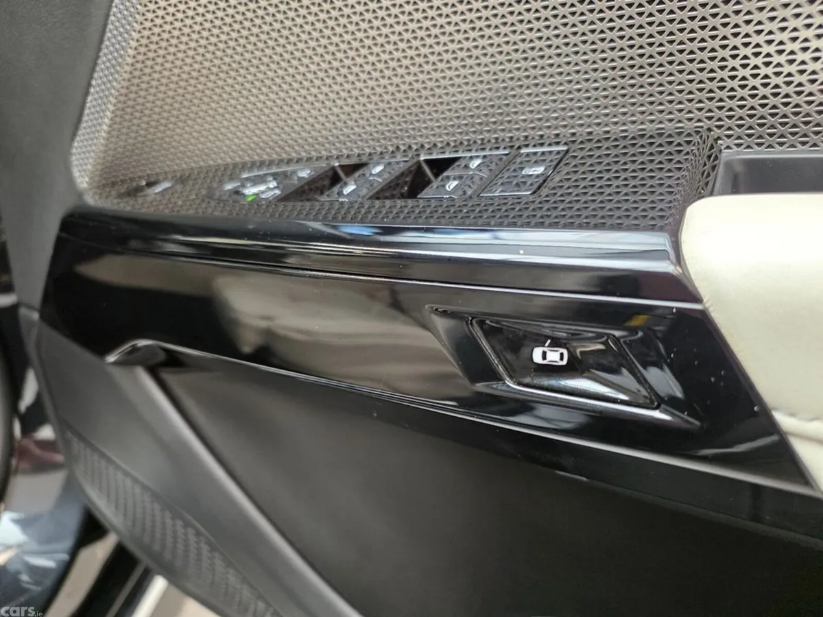 BMW 7-Series Saloon, Petrol Plug-in Hybrid, 2023, Black