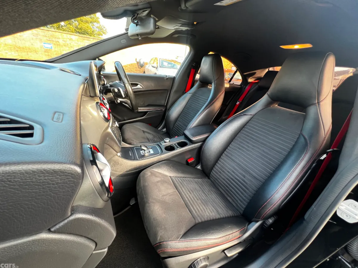Mercedes-Benz CLA Saloon, Petrol, 2015, Black
