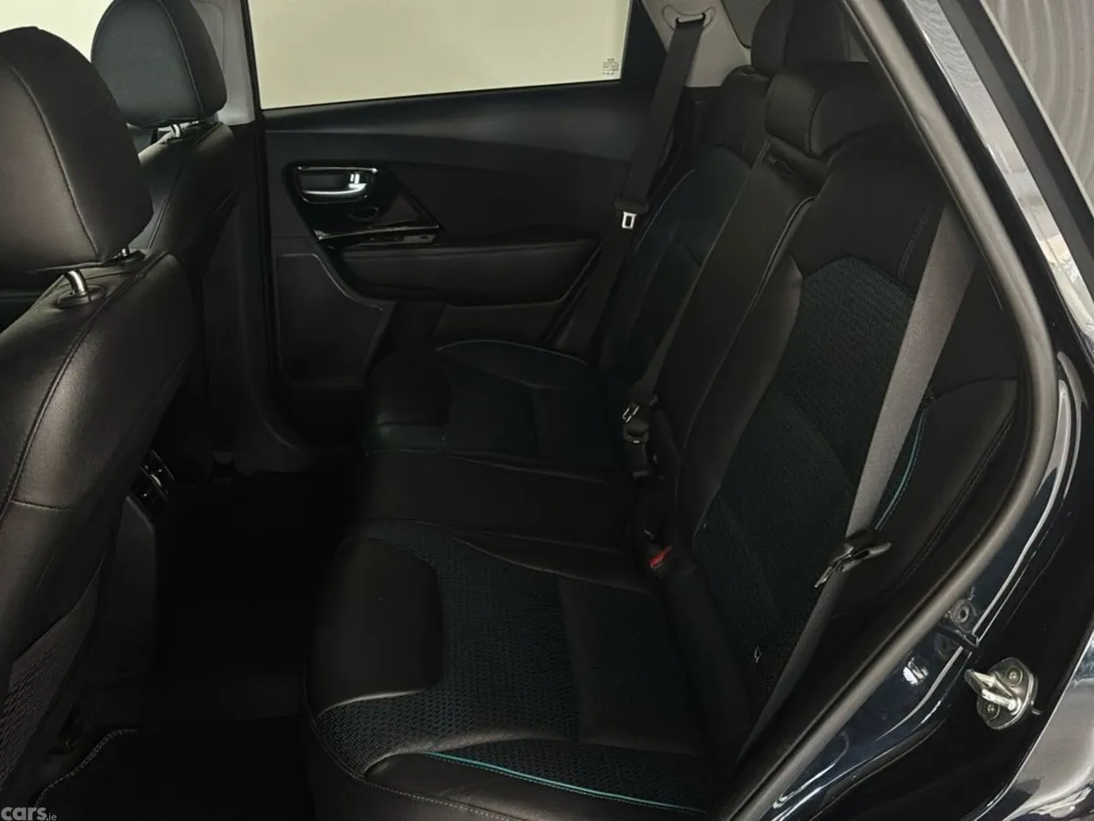 Kia Niro Estate, Electric, 2021, Blue