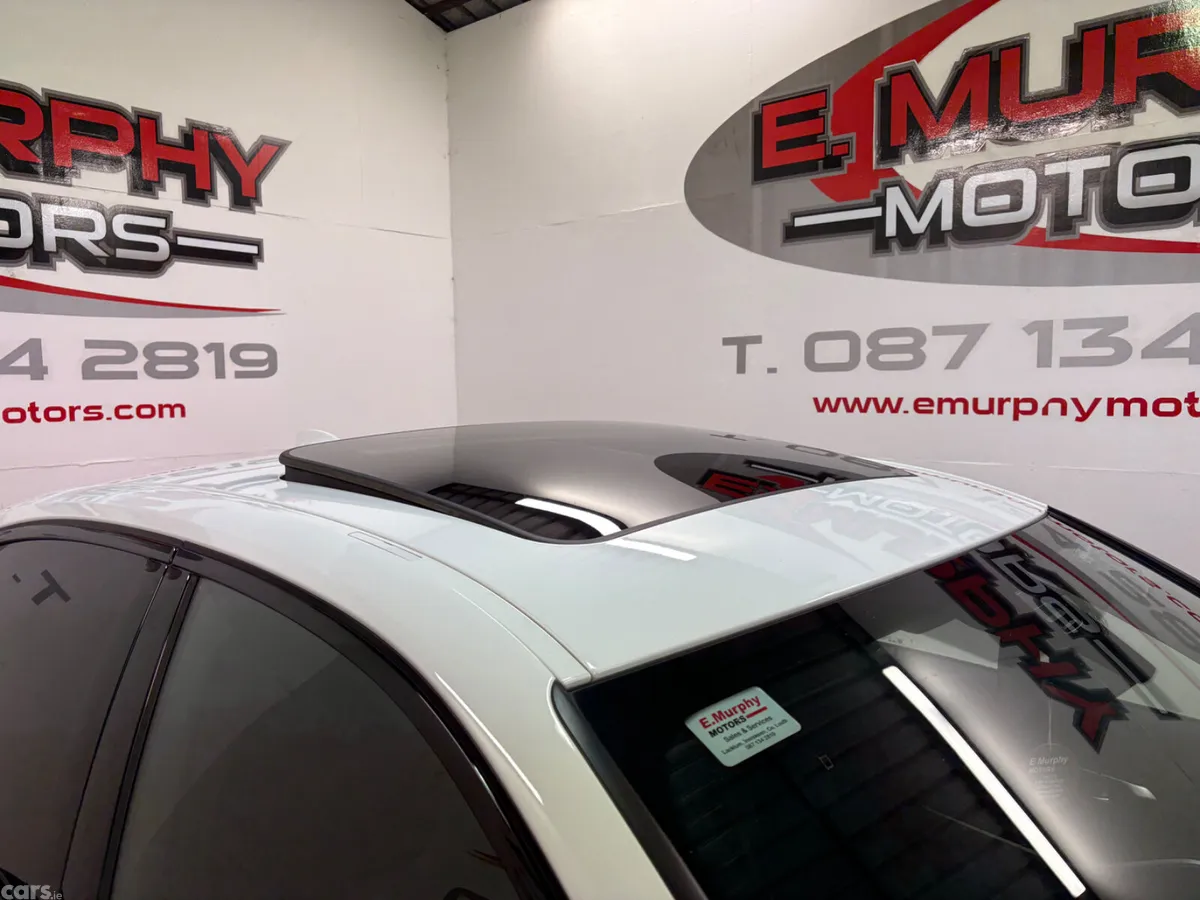 BMW 3-Series Saloon, Petrol Hybrid, 2022, White