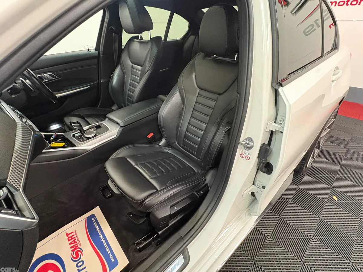 BMW 3-Series Saloon, Petrol Hybrid, 2022, White