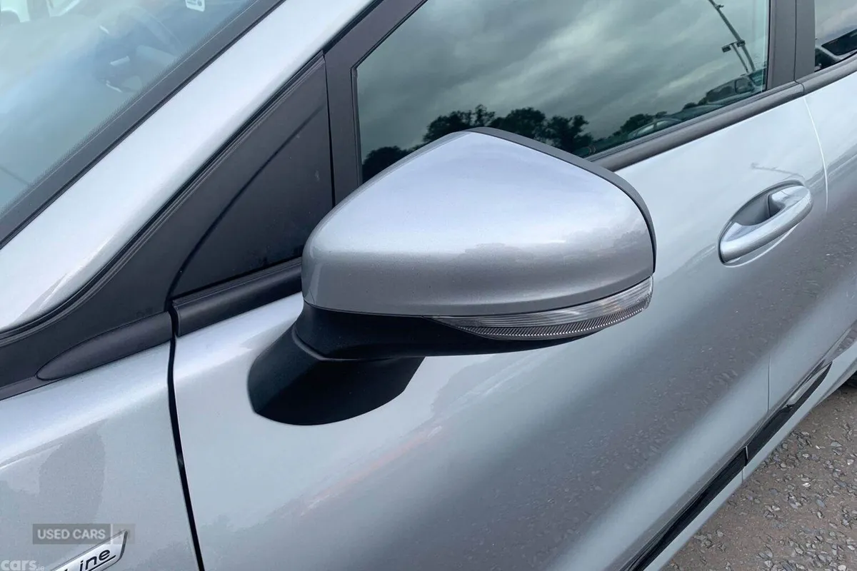 Ford Puma SUV, Petrol, 2021, Silver