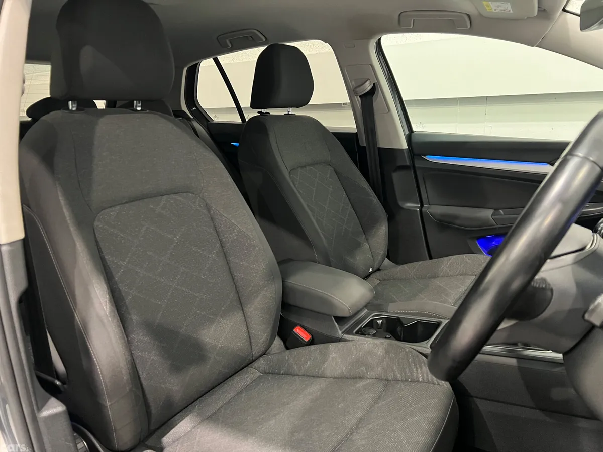 Volkswagen Golf Hatchback, Diesel, 2022, Grey