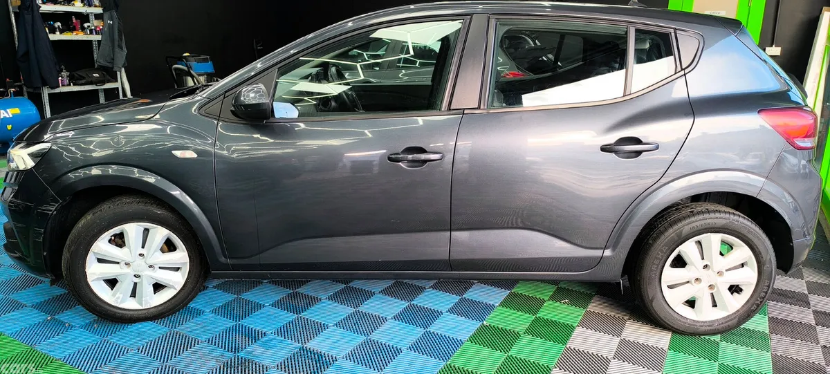 Dacia Sandero Hatchback, Petrol, 2023, Grey