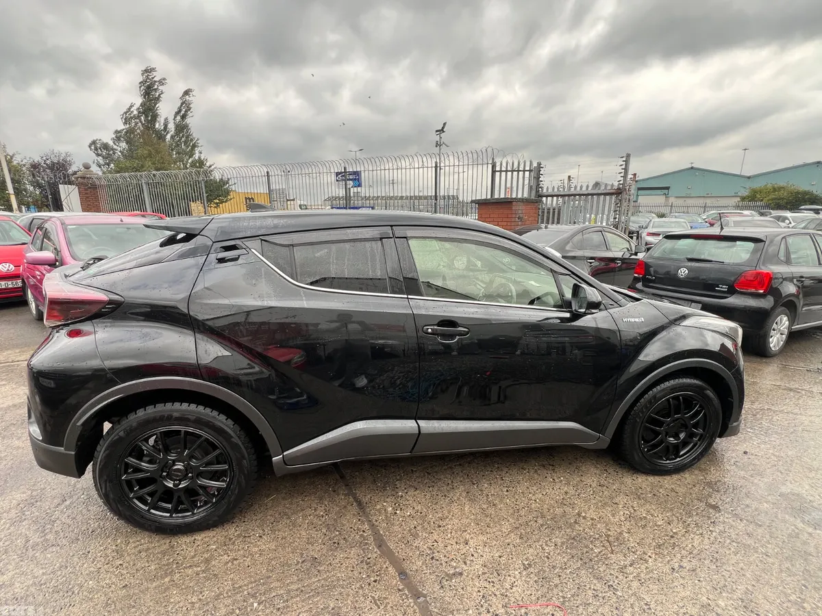 Toyota C-HR SUV, Petrol Hybrid, 2017, Black