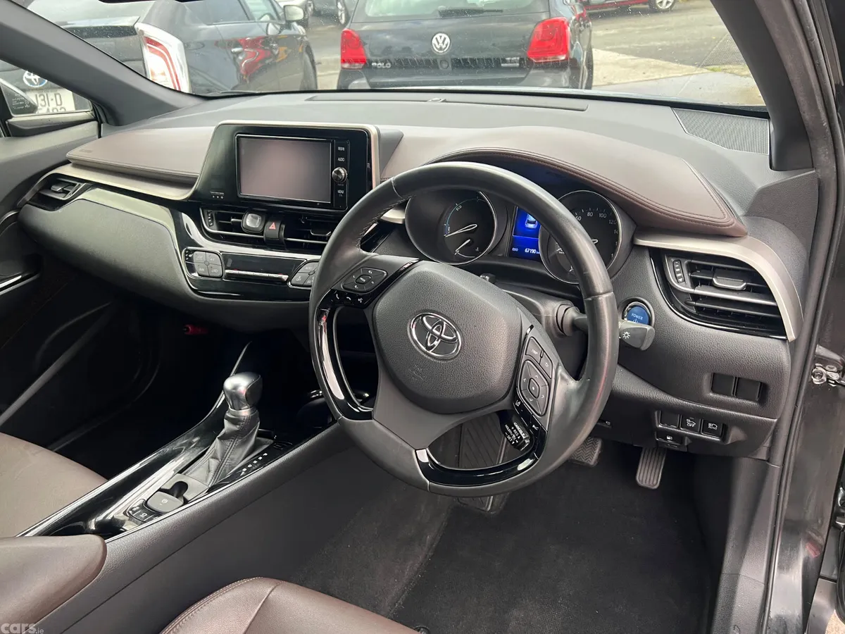 Toyota C-HR SUV, Petrol Hybrid, 2017, Black